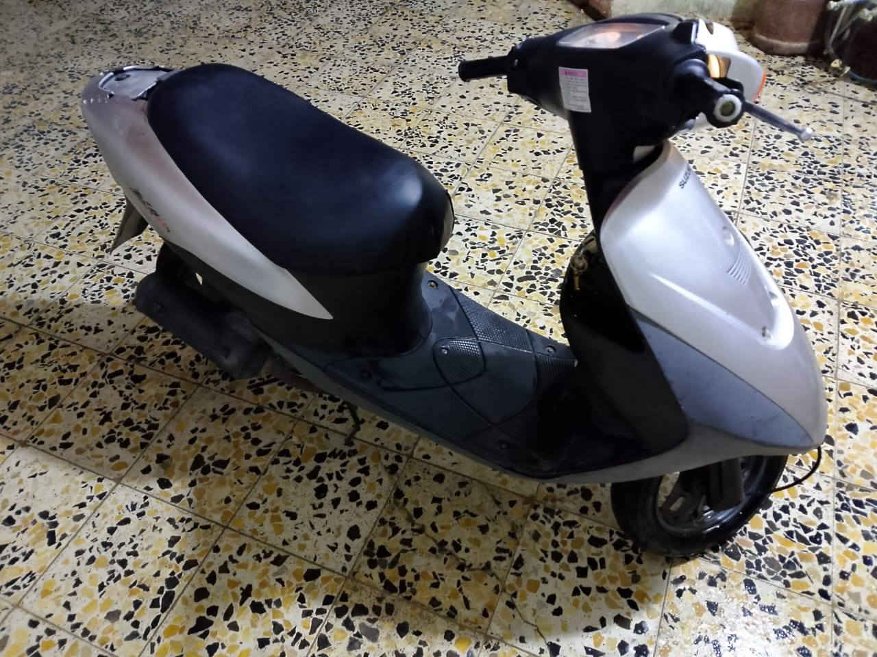 سلام عليكم
دراجه ساسوكي ام الجنطه للبيع اوراق
المحرك مكفول برغي ما مفتوح بيهه السعر 350
العنوان ميسان مغربه للاستفسار الاتصال على الرقم ***********
