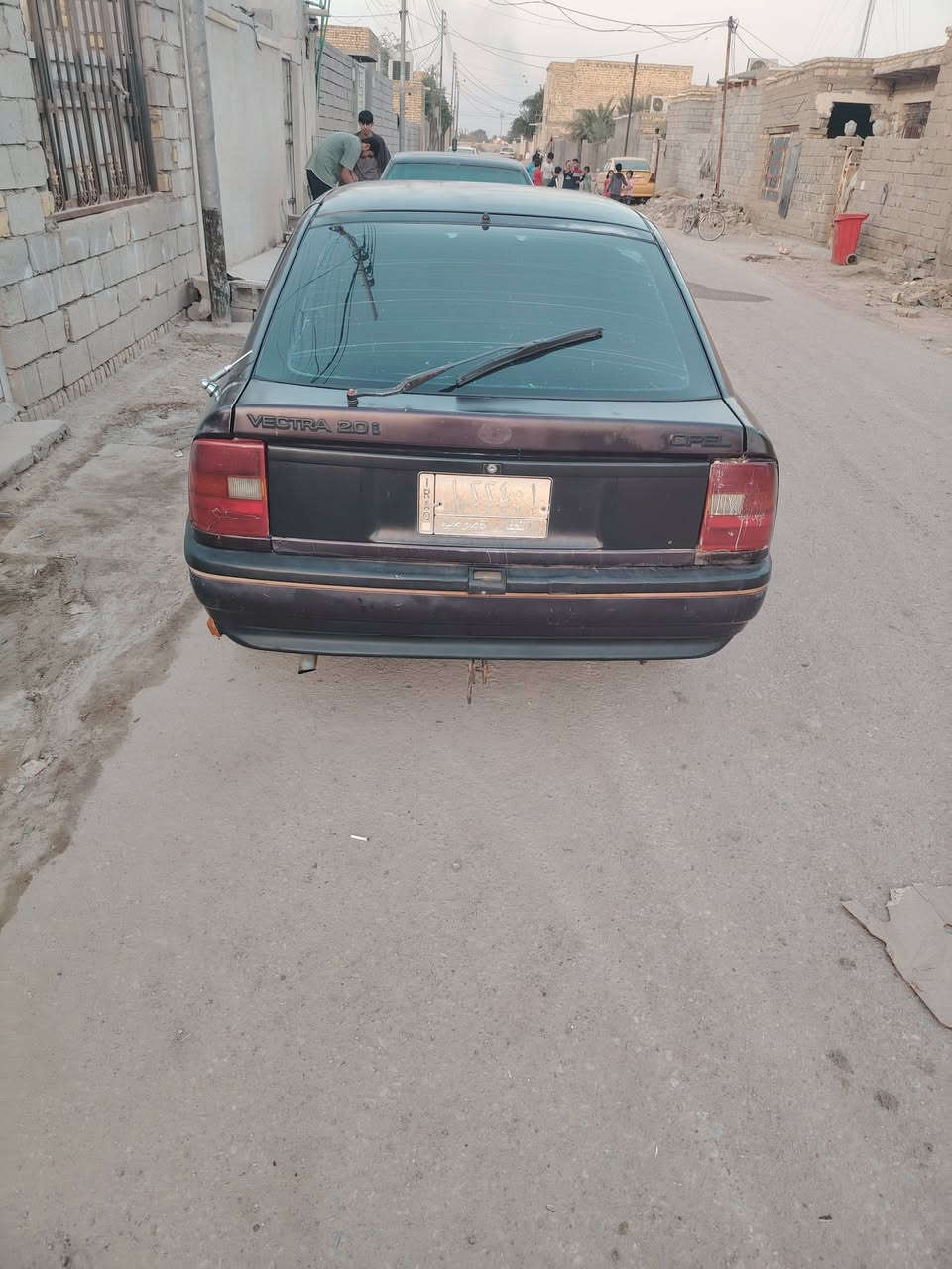 اوبل فكترا  كير ومكينه كفاله سياره جاهزه وكامله ما نقصه شي وترايك بيها وين ما تريد   رقم نجف  وكلها عله وضع البلاد ما محور بيها شي  هاذا رقمي ***********  لليحب يستفسر  السعر 18 وبيها مجال مكاني الناصريه سوق الشيوخ
