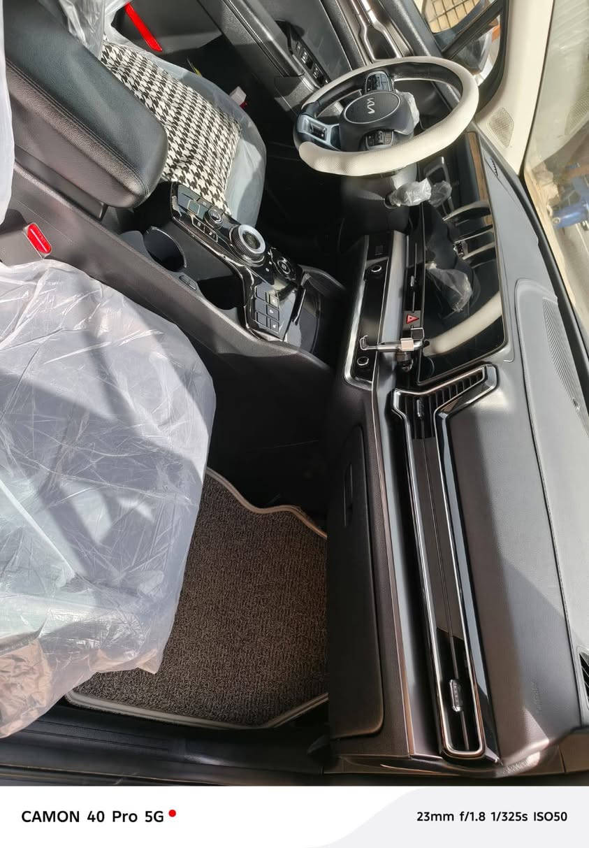 السلام عليكم  سبورتج هايبرد موديل 23 السياره فول ماعده البانوراما كشنات جلد كير ماوس حادث موضح بصوره مكاني بغداد الكرخ التفاصيل اكثرر
***********
