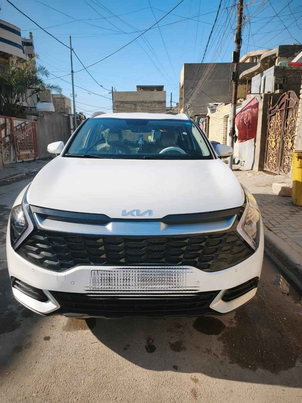 سلام عليكم ورحمه الله وبركاته سياره سبورتج موديل 2025 وارد خليجي على وضع الشركه السياره رقم بغداد باسمي صندوق كهرباء الكشنات كهرباء نص فول   تدفئة بلكشنات وبلستيرن السياره بيهه بصمتين تشغيل عن بعد مكينه 2000 ماشيه 4200 مكاني بغداد العبيدي شهداء الثالثة سعر 248 وبيهه مجال رقم الهاتف ***********
