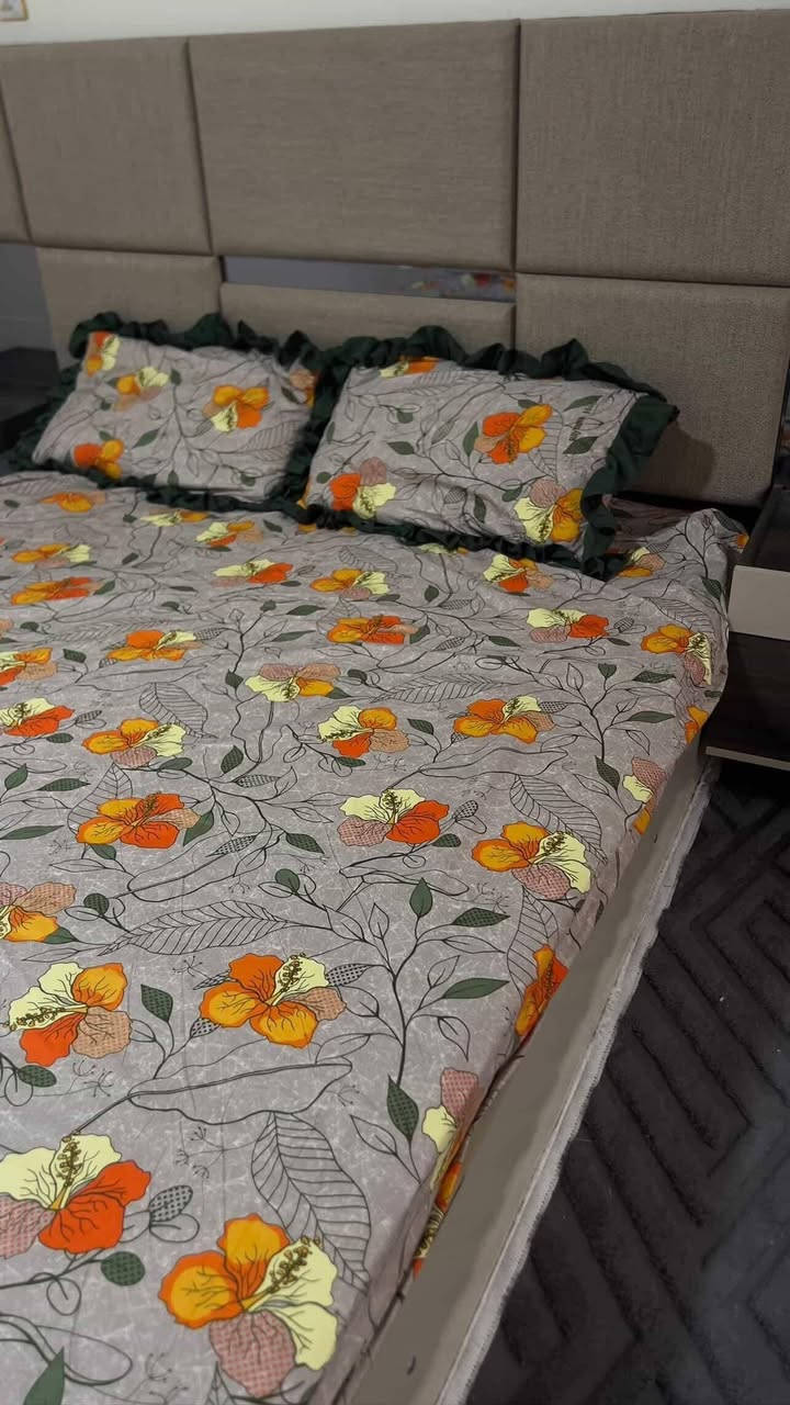بنات هاي جراجف اثنين تلبيسه داير لاستيك و وجهين مخده
خيطتهم لبينيه وطلعت ماضابطه القياس صغار عله جربايته
سعرهن 25بدل ال 30


**إذا كنت صاحب هذا الإعلان وتريد حذفه لأي سبب، رجاءا أرسل رسالة إلى الدعم الفني**