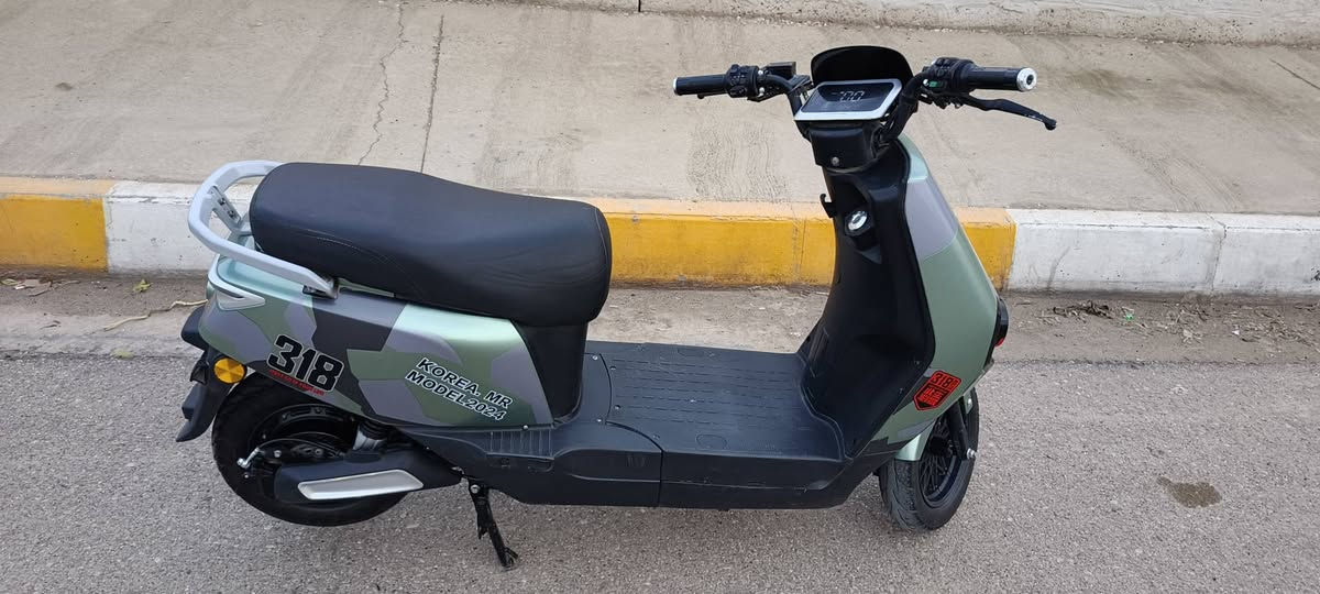 السلام عليكم
دراجه شحن اباتشي 318
مديل 2024
سرعه حقيقي 80 
6 بطاريات دبل 32 فولت ونلي الاصلي {قبل سبوع شديتهن 2026 }
اشاره يمين يسار دبل اشاره
تمشي 70 كيلو بل شحنه الوحده 
لايت زنون عالي و ناصي 
دكمه S رياضي 
و دگمه مثبت سرعه 
و هورن 
3 سرعه 
يوجد صندوق كبير و صغير تحت المقعد 
شاشه تاب تعرض لك كل شي و تحديد العطل 
الستان نوعين واحد صفح و واحد تعليگ 
بريك  هايدروليك دهن 
سعر500 
بصمه 2 سويج واحد
رقم ***********
