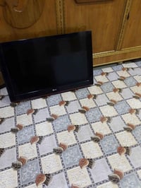 شاشة • عاطلة • للبيع