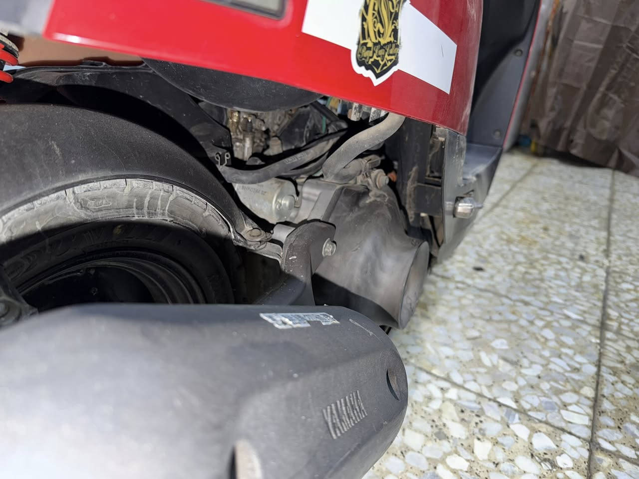 سلام عليكم بوليس رمبه نزلتها ع ايدي سلف هندر كهربائيات كولها شغاله دراجه مامفتوحه ابلادي سعرها 950 وبيها مجال مكاني الشعب رقم الهاتف ***********
