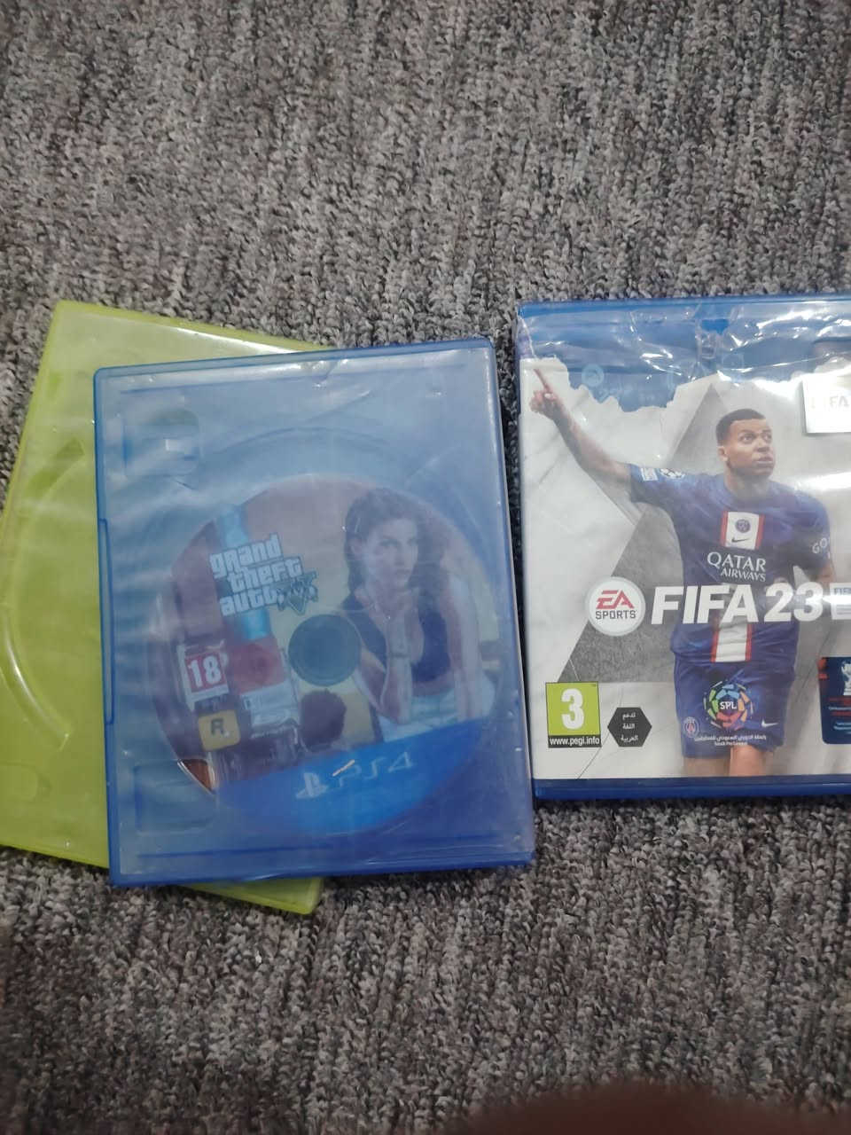 السلام عليكم بلي ستيشن فور اسلم الذاكره ٥٠٠ جهاز نضيف كلش وياه جوستك عدد ٢ اصلي و٣ أقراص فيفا ٢٣+بيس ١٨ +gta كامل ملحقات الاستفسار
***********
