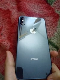 ايفون X للبيع جهاز نضيف ذاكره 256 فيس ايدي شغال شريحه وتصال شغالات شاش...