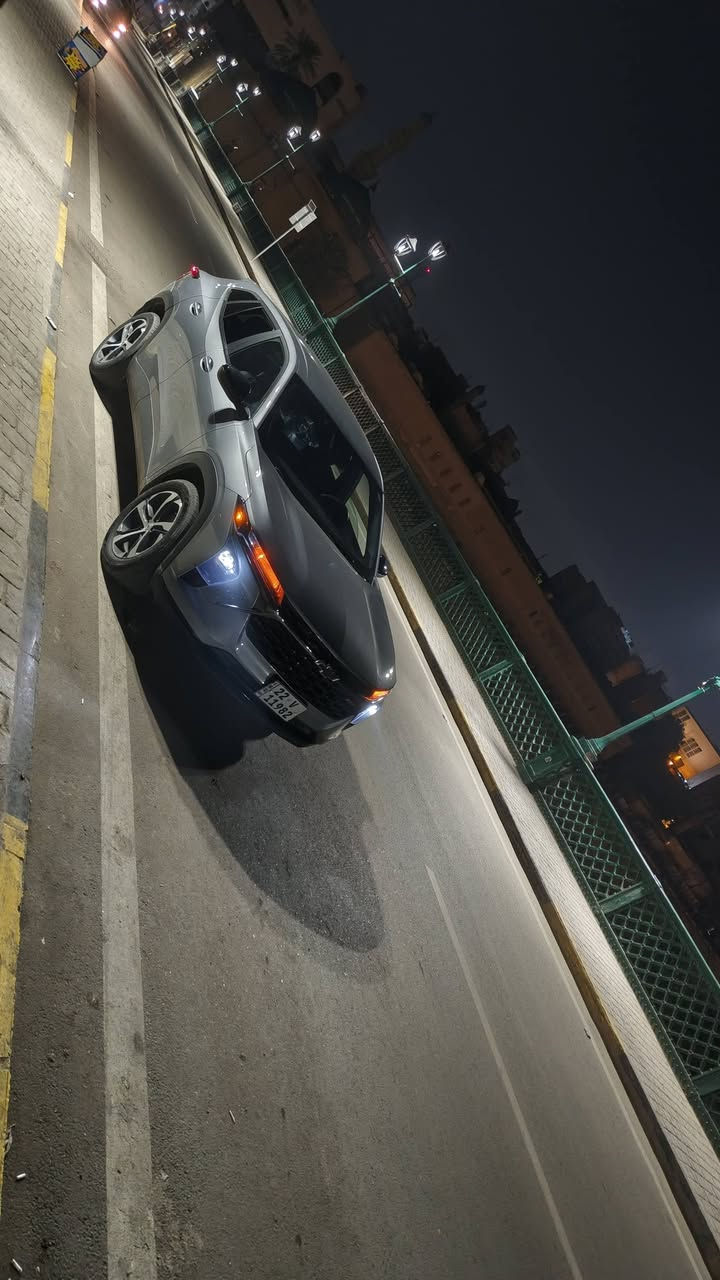 السلام عليكم تراكس موديل ٢٤ سنويه بسمي تحويل مباشر مكاني يغداد اليرموك ٤ شوارع
حادث بدايت جاملوغ الخلفي الباقي كفاله السعر ١٥٥ 
للستفسار ***********
