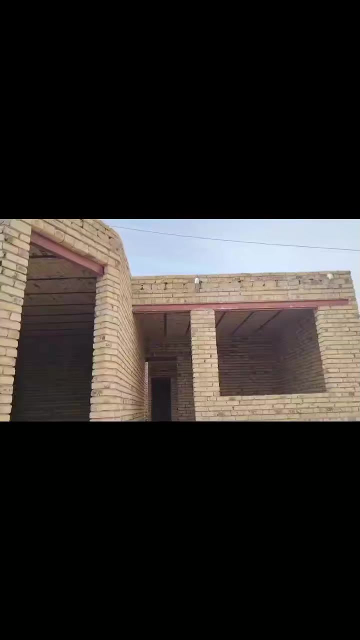 بيت هيكل #للبيع  ب عفك  زراعي ال عبود قريب ع السيطره المساحه اكثر من 200 اساس كونكريت والسقف عكاده البيت يحتوي على غرفتين ومطبخ واستقبال وصاله وصحيات داخليه السعر 45 مليون وبي مجال  للشراي


**إذا كنت صاحب هذا الإعلان وتريد حذفه لأي سبب، رجاءا أرسل رسالة إلى الدعم الفني**