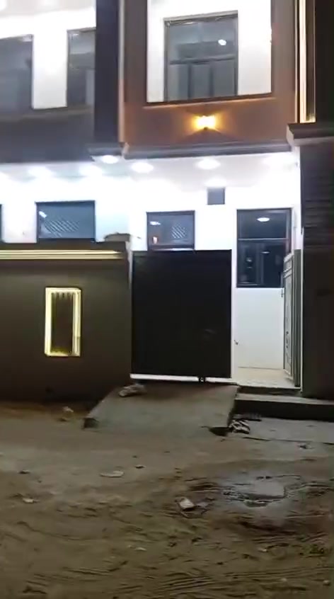 سلام عليكم خوان يتوفر منزل طابقين الاجار نزله شراع سعر 350 ستفسار نتصال برقم***********
