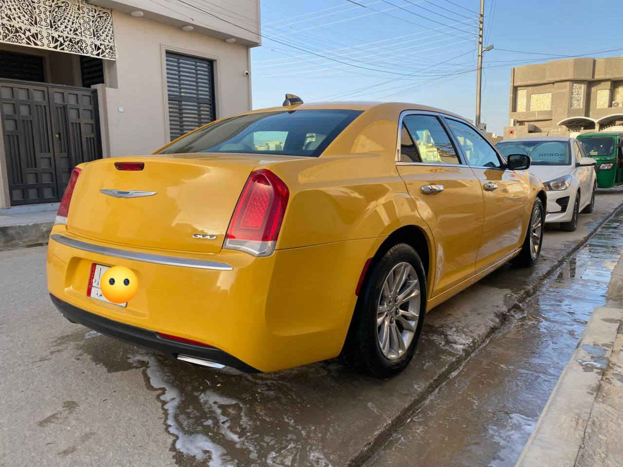 السلام عليكم اوبامه 19 اصل مرمز 22 رقم بصره سنويه 29 خط وبحث باسمي ناصريه كربلاء ماشيه 100 حقيقي السياره جديده لوك طك الفلين قطرت معجون مابيها مكفوله من التبديل والضربه. فقط العرضانيه امامي. حته البدنه بلادي. ارباك راجع سستم والبنيد حافته بيها بارد باقي كفاله عامه وصور الحادث موجوده وسونار موجود مواصفات ويلكب مكسيكي تخم تاير جديد داخل عسلي جلد. ملكي شاشه كار بلي تشغيل عن بعد كشن كهرباء صبغه جديده لايت محور مكينه كير حداديه اكسن  تخم تاير تبريد تدفئه كله عله وضع الشركه حجر بلاد مشط بلاد مكاني السونار مرفق معه صور الحادث ناصريه مركز. السعر اتصل وتدلل 
***********
***********
