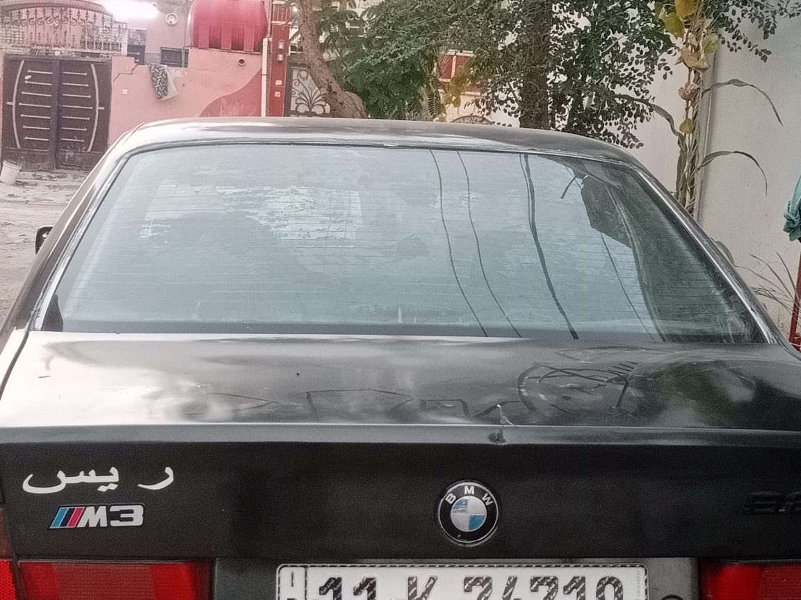 سلام عليكم BMW موديل1989 حجم 525سنويه جديد لحد2029 باسمي رقم انكليزي بغداد خصوصي   محرك كير بشرط كهربايات كلا شغال سعر 55 العنوان نجف  رقم ***********
