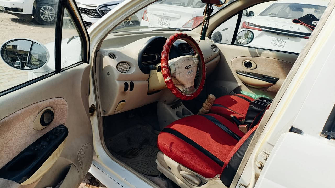 سلام عليكم شيري كيو كيو موديل.12.سيارة خير من الله كير محرك تبريد.🥶.خير من الله سيارة بلادية.يوجد بيها  ماشية. 87حقيقي.سيارة بلادية بأسمنة.سنوية.29.السعر.(37).وبيها مجال بصيط جدا.مكاني بغداد. مدينه الصدر  منطقه الكيارة رقمي بي واتساب.‪***********
