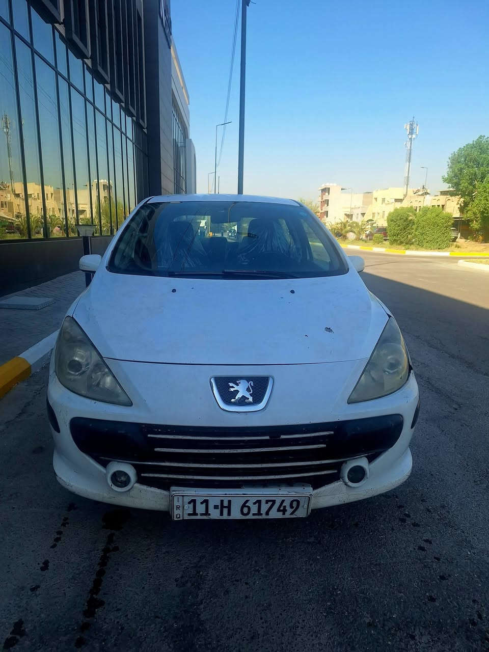 السلام عليكم  بيجو 307 نظيفه  2006 
السياره مكفوله من الصبغ والحادث 
محرك 1600 وكير  مكفولات 
تبريد ثلج  ثلج 
حداديه صدر نظيفه جدا 
رقم بغداد الإنكليزي الجديد سنويه مجدده لل 2028
تحويل مباشر 
السعر 47
***********
***********
