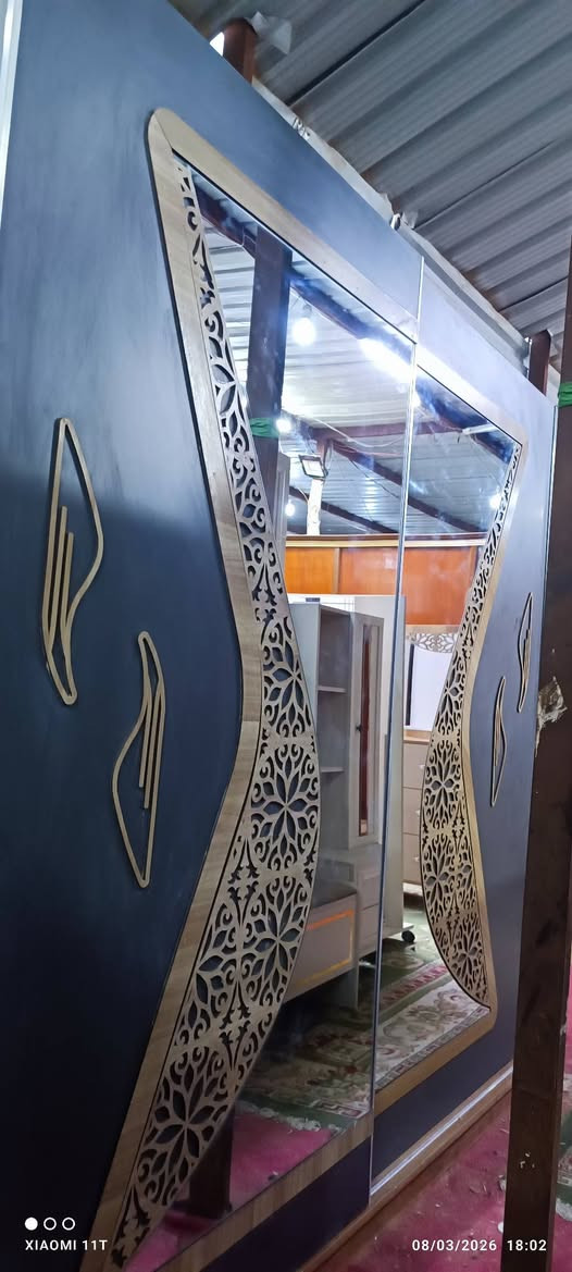 5 قطع نظيفه جدا ع شرط 350 
***********
