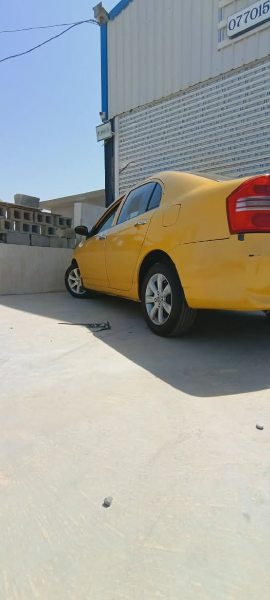 السلام عليكم 
ليفان 620موديل 2011
كير تماتيك كورله 
نقابه صفر سنويه 2030
تبريد شغال سياره نظيفه ومال شغل 
ما بيها ظرر 
سعر 45 بيها مجال 
***********
***********
