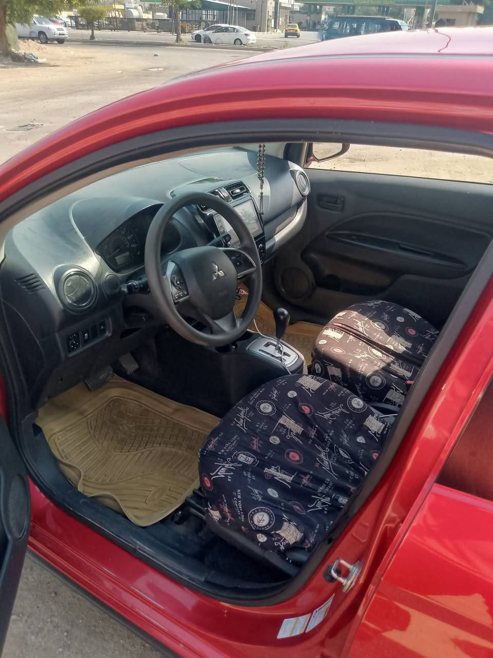 متسيوبيشي ميراج سيدان صندوك 2022
فئة G4

السنوية باسمي 

تحويل ثاني يوم و مكان السيارة  بغداد المعلمين مال الامين الثانيه 

مواصفات السيارة 👇🏻👇🏻👇🏻

🛑المكينة1200cc

🛑تحكم ستيرن جهتين

🛑اوتو لايت

🛑اربع جام كهرباء 

🛑حساس اطارات

🛑شاشة نظام كار بلي

🛑منفذ USB 

🛑بك لايت لد

🛑رادار امامي مع توقف ذاتي مع الرادار

🛑انظمة قيادة ايكو و سبورت

🛑مانع الانزلاق

🛑نظام تثبيت السرعة

🛑نظام الABS للمكابح

🛑كاميرة بلاديه

🛑بلوتوث 

 الضرر فقط جاملغ الخلفي بارد ضربته مال امريكا وبيدي بالعراق طخني ابو دلفري ابين الجاملغ ألامامي والباب مال السايق بعده ممصلحه طخه خفيفه كلش

السعر (( 105 )) وبية مجال للاستفسار *********** واتساب
