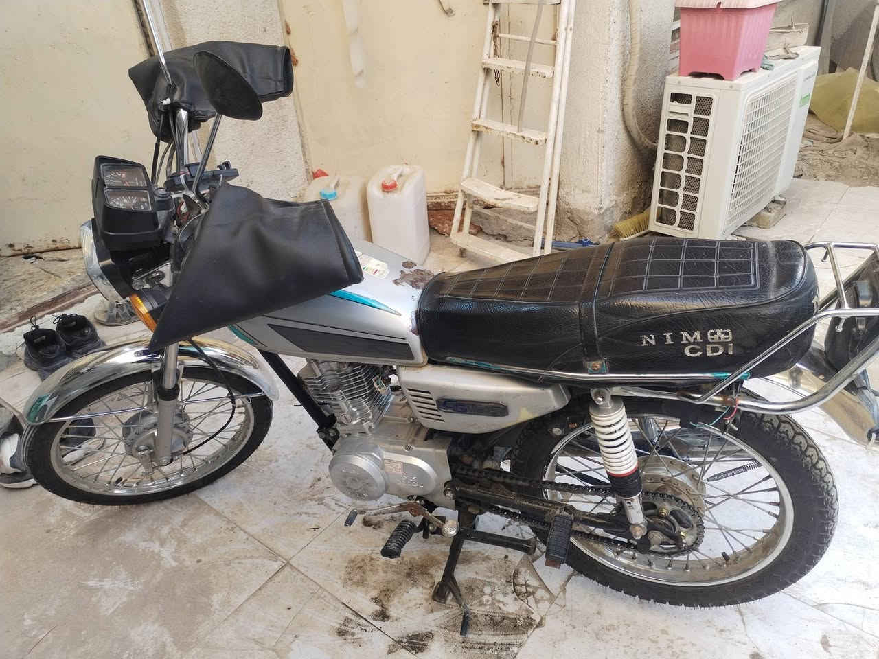 دراجة اربعة گير امتياز 2021 اوراق اصولي مكينتهة ما مفتوحة ابد
650 الف وبيهة مجال

***********
