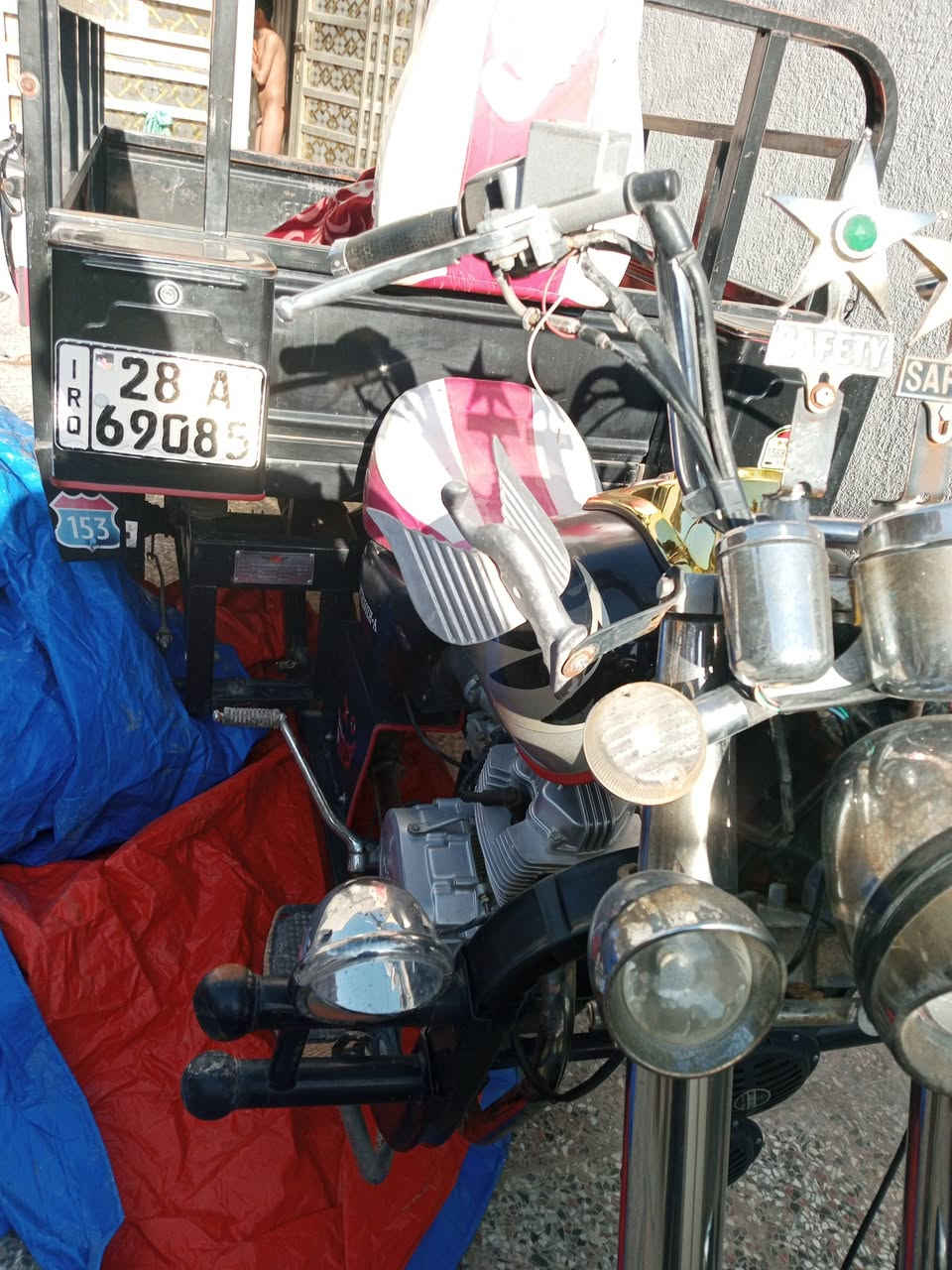 ستوتة للبيع موديل 2016 مكفولة كفالة عامة رقم أنكليزي ***********
