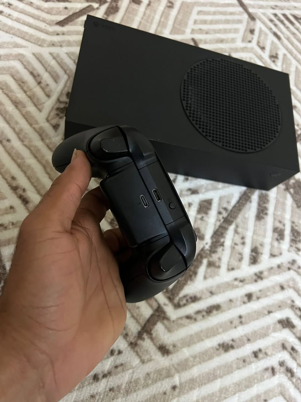 اكس بوكس سيرس اس  1 تيرا  جوستك وحده اصدار 2024 ويا يوبي اس مستخدم 15 يوم  كيم باس ينتهي 10/2

للتواصل ***********
