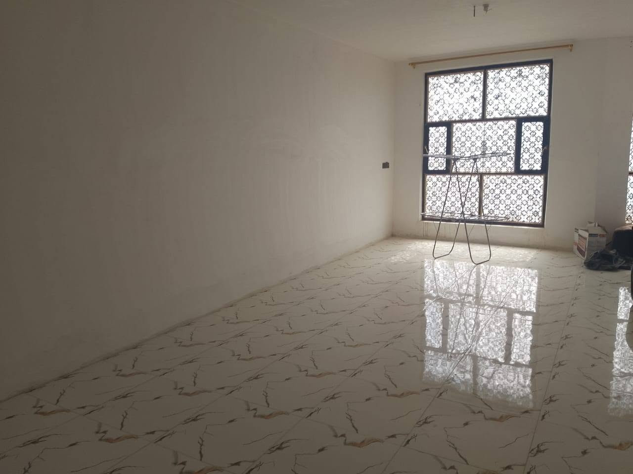 🏠 دار للبيع –📍 الموقع: الديوانية حي الزهراء – شارع المشتل دار مطلوب اسكان 60
✅ تسديد الشهري 332 (ملاحظه تغيير كفيل مباشر) 

📐 المساحة: 200 متر
📄 الطابو: صرف
🔹 تفاصيل الدار:
✅ كراج سياره بيه🚗
✅ طابقين – بناء كونكريت حر
✅ 5 غرف نوم
✅ 3 مجمعات صحية
✅ براني
✅ مطبخ
✅ صالة
✅ نظام كاميرات مراقبة
✅ سنة البناء: 2023
~~~~~~~~~~~~~
#متابعة_الصفحة
#نستقبل_جميع_عروضكم
———————————————————
🔺#للاستفسار الاتصال ع الارقام
 
***********📲

او مراسله واتساب ‏‪***********‬‏ 📲  
—————————————————————
🔺العنوان: مكتب بلجيبه 
ـ_ــــــــــــــــــــــــــــــــــــــــــــــــــــــــــــ
