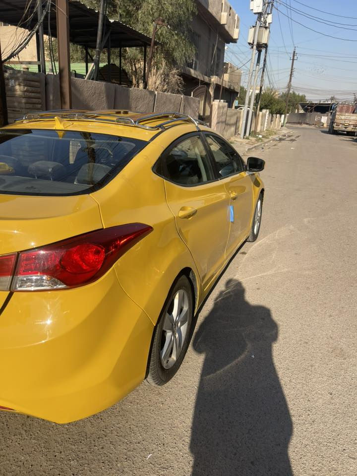 السلام عليكم النترا مضلع موديل 2013 وارد امريكي حادثها بابين مبدل جهة السائق سياره كير مكينه خير من الله تخم تاير تبريد كهربائيات كله شغله رقم بغداد انكليزي  مشروع وطني تحويل مباشر سنويه 2029مكاني بغداد الجديدة سونار موجود بل نشر 
رقم الهاتف ***********￼
السعر 85$ وبيها مجال شي بسيط
