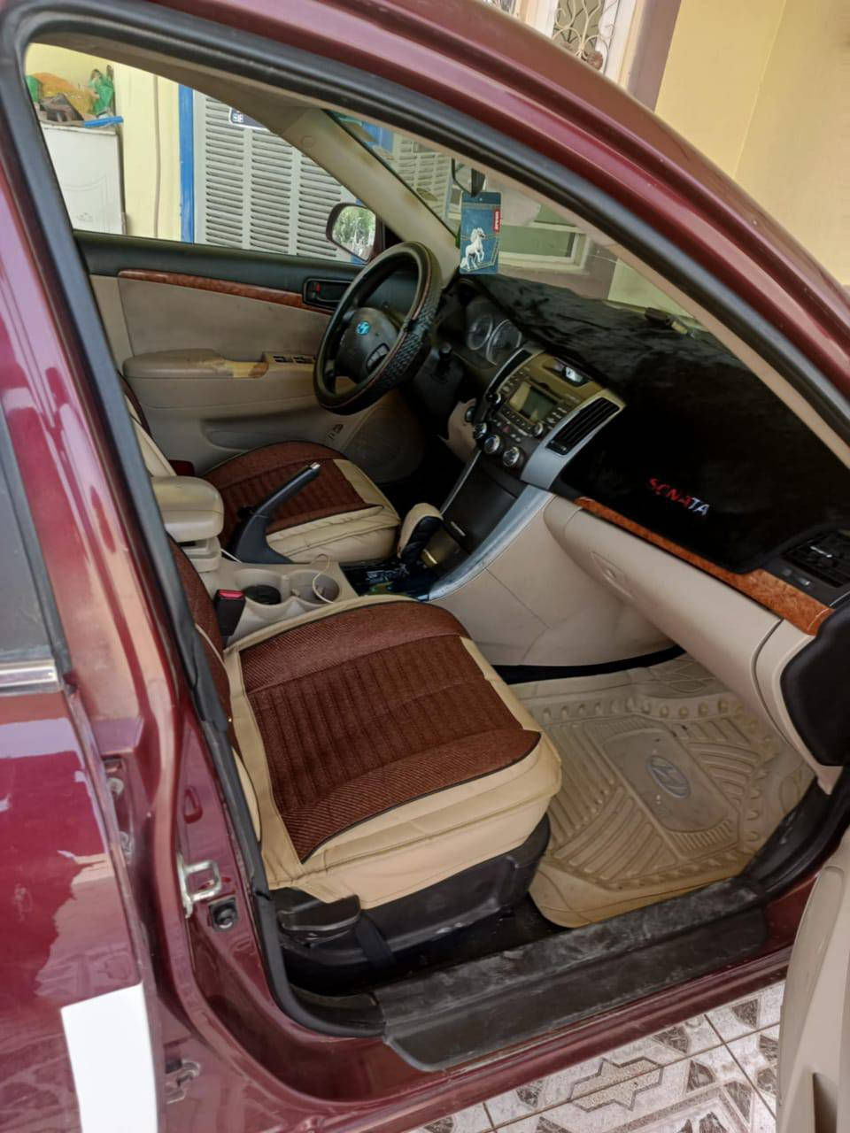 سوناتا 2009
سنويا لحد 2027

كشن كهرباء 

محرك 2400 

بي بابين رش وجاملخ سائق 

تبريد كير مكينه شرط
للبيع او مراوسه     ***********
