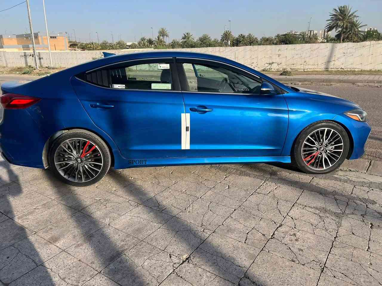 السلام عليكم
النترا 2017 سبورت توربو 🏁

محرك 1600cc توربو 🚀

المواصفات: 

1-لايتات زينون

2-بك لايت رياضي

3-شفتات ستيرن

4-كير 7 سرعات

5-ثلاث انظمة قيادة عادي- اقتصادي-سبورت

6-تدفئة كشنات 

7-كشنات جلد 

8- شوتة رياضي  

9- سماعات انفنتي محيطية 

10- انارة ترحيبية بلباب

11-بصمة ابواب 

12- حساس الصندوق ( من تتقرب يفتح )  

13-منظومه تبريد كامله ثلج 

15-تفاصيل كله موجوده اتئكد يله تتصل 

16-كير اتوماتيك +عادي 

17- حادثه خلفي جناي يعرفون 

للتواصل على الرقم

***********
👆 بي واتساب

***********
👆اتصال فقط 

ملاحظه.....  اخوان كلشي ذاكر بلمنشور 

السعر 118 وبي مجال للشراي
