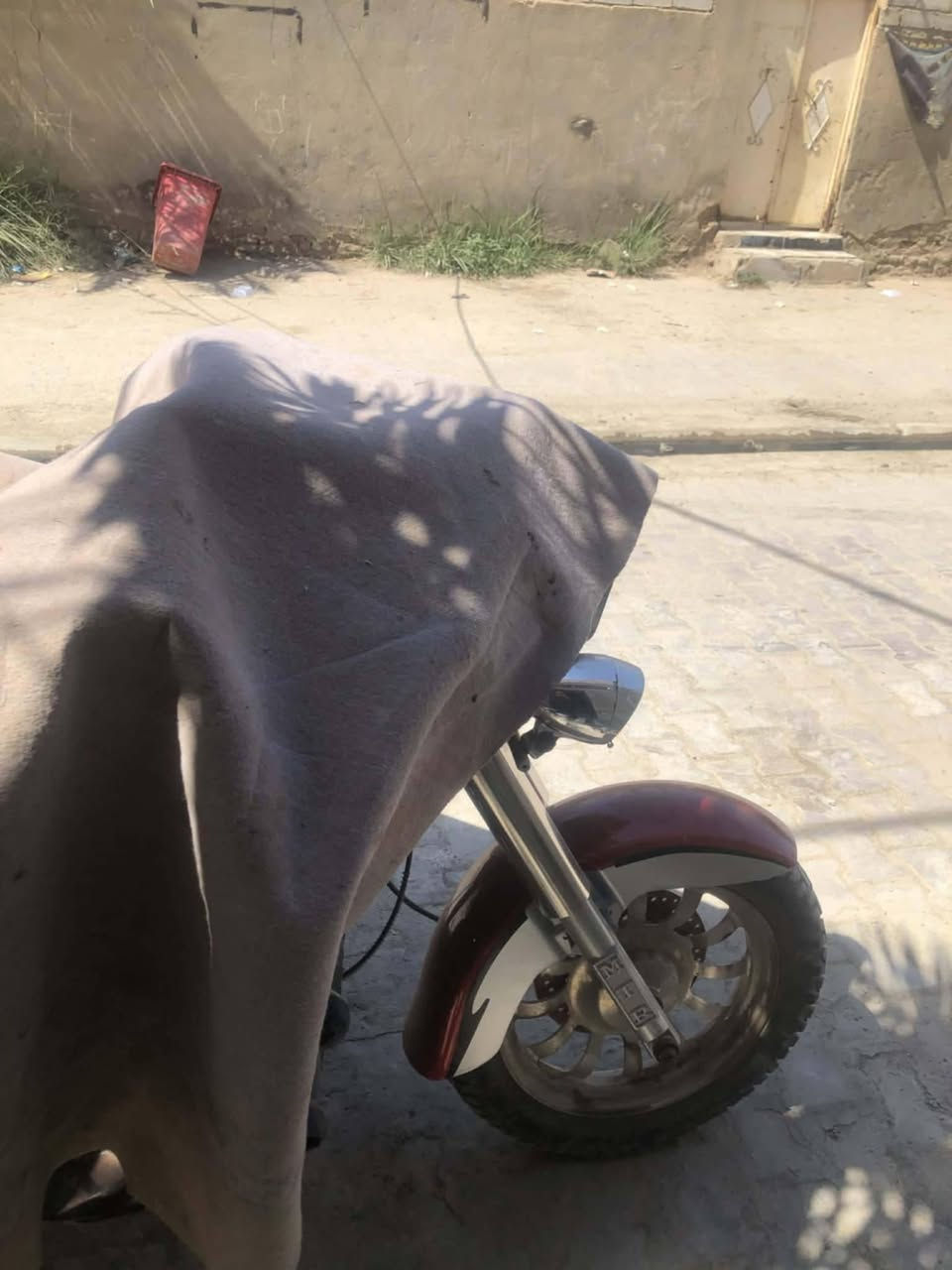 السلام عليكم ستوته أم تي آر للبيع كهربائي أو كلها شغاله محرك نضيف شاصيها ركبتها نضيفات مديل 2010السعر 850الف مكان ال ستوته النجف ناحية القادسيه*********** الشراي بي خير ويدلل
من غير مداور
