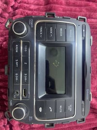 مسجل سيراتو شغال مستخدم كلش قليل جديد بمعنى الكلمه يرهم من مديل ١٣ لمد...