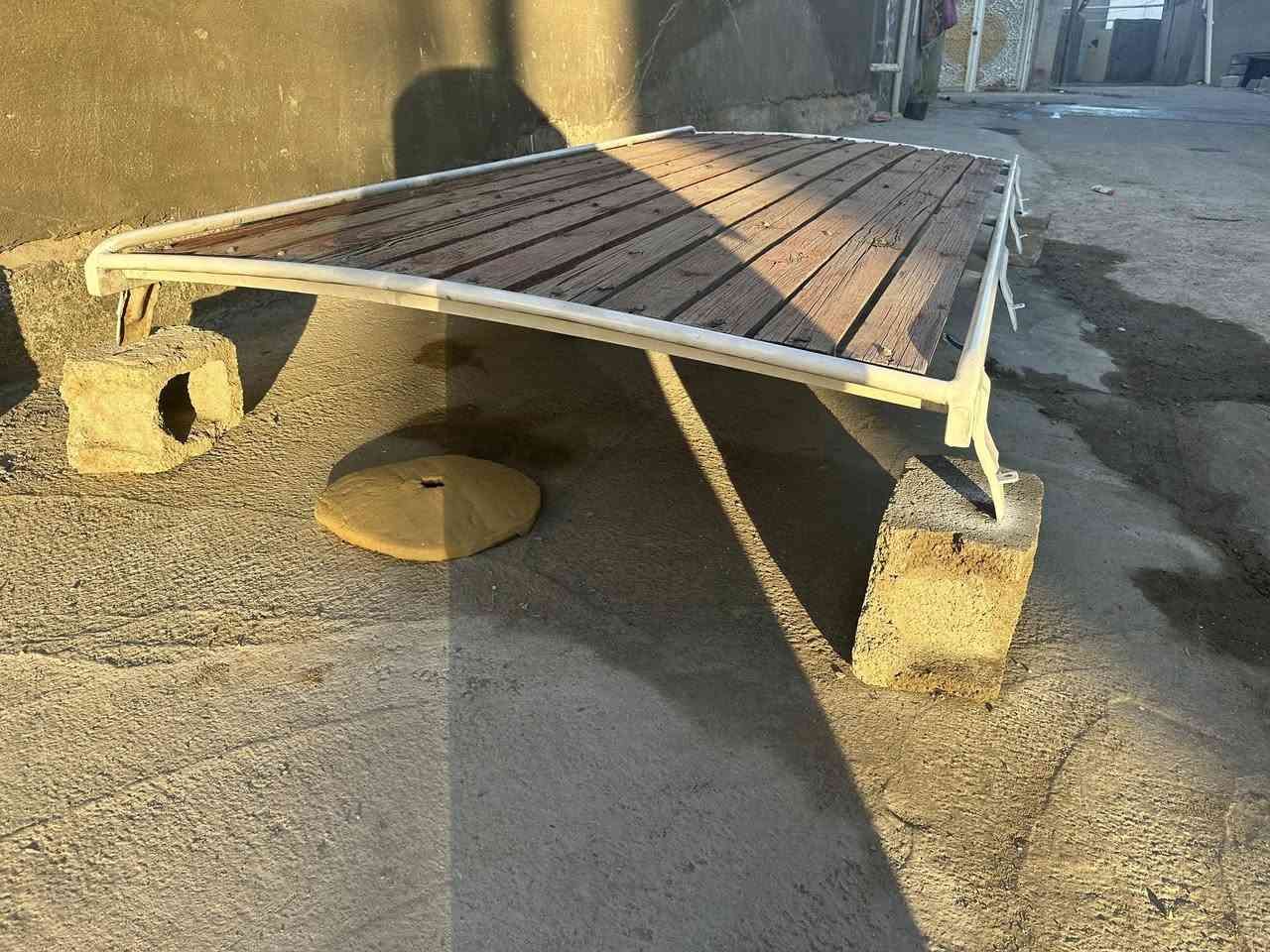 عندي سيبايه مال اج تو او هايسه ترهم  العنوان بغداد لاستفسار ***********
