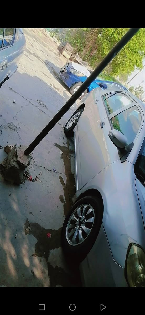 سلام عليكم بي واي دي اللبيع
كير عادي موديل ٢٠١٣ جي ثري  رقم صلاح الدين تحويل مباشر نفس اليوم  السعر ٥٠ و بيها مجال  ***********
