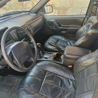 لاريدو • ٢٠٠٠ • دبل اتوماتيك