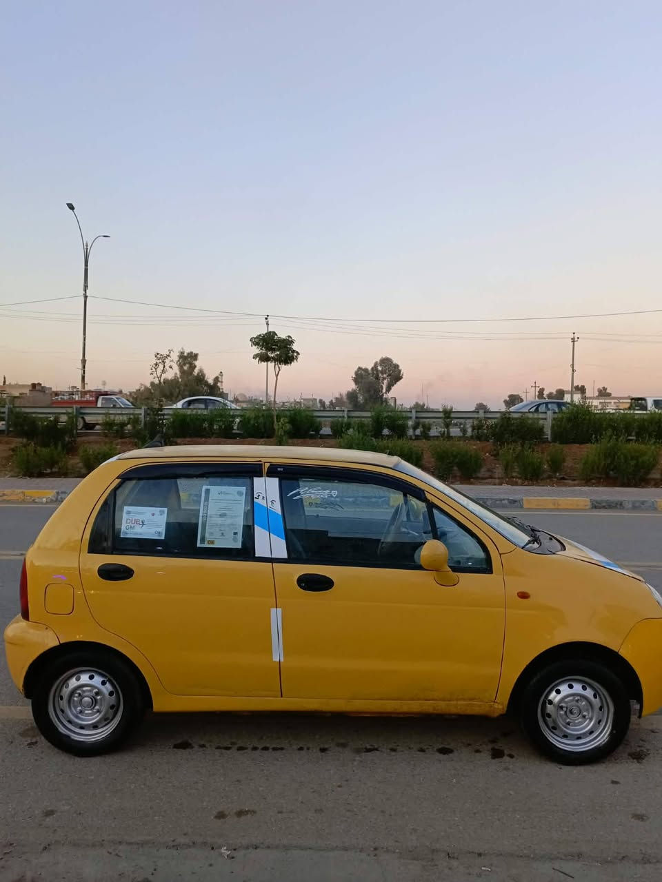 السلام عليكم كوكو 2012 رقم دولي سنويه 29
هيئه 120 الف غرامات صفر كير محرك شرط 
بدون صبغ بدون ضرر  بيها رصعات خفيفه عدا داير واحد ودوسه مصبوغ 
طخم تاير جديد 
باتري جديد 
سعرها 30
***********
***********
