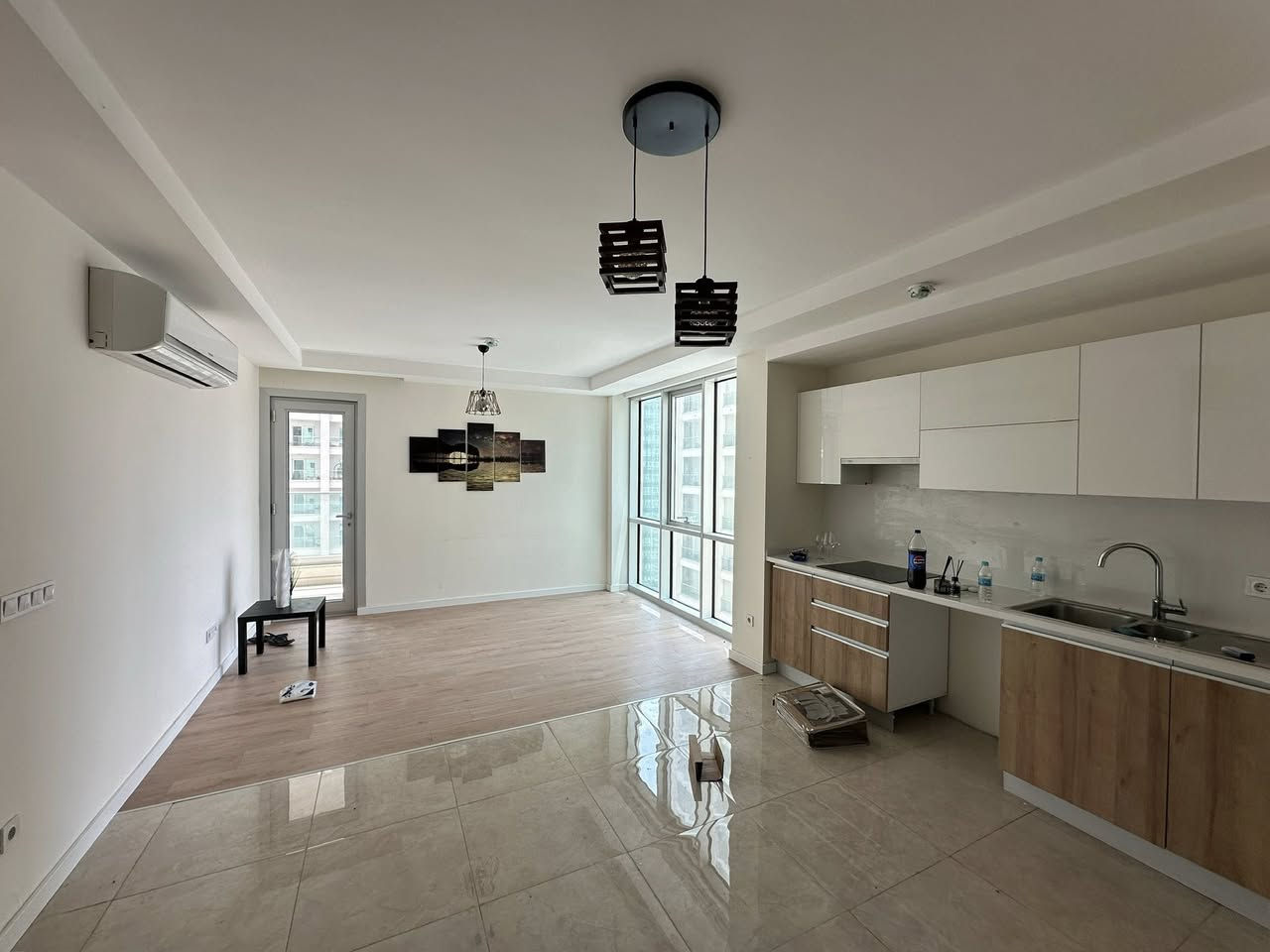 Empire wings 1+1 one bedroom for rent 400$ 
WhatsApp +9647502002001 

شقة بغرفة نوم واحدة في إمباير وينجز للإيجار بسعر 400 دولار أمريكي
للتواصل عبر واتساب: ***********

 ئیمپایەر وینگس یەک ژووری نوستن بۆ کرێ 400$ 
واتسئەپ ***********
