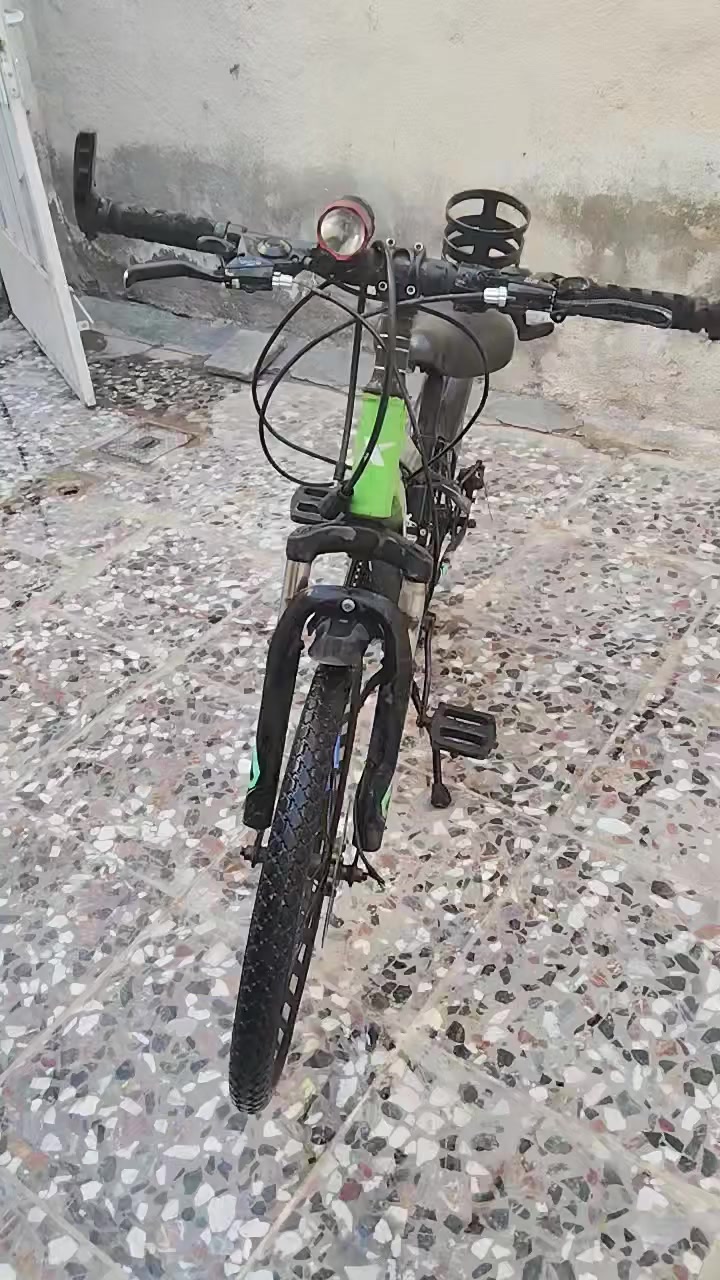 سلام عليكم هذه باسكل جبلي حجم 20 مكاني كربلاء حي العسكري السعر 40وبي مجال اليشتري يجي خاص


**إذا كنت صاحب هذا الإعلان وتريد حذفه لأي سبب، رجاءا أرسل رسالة إلى الدعم الفني**