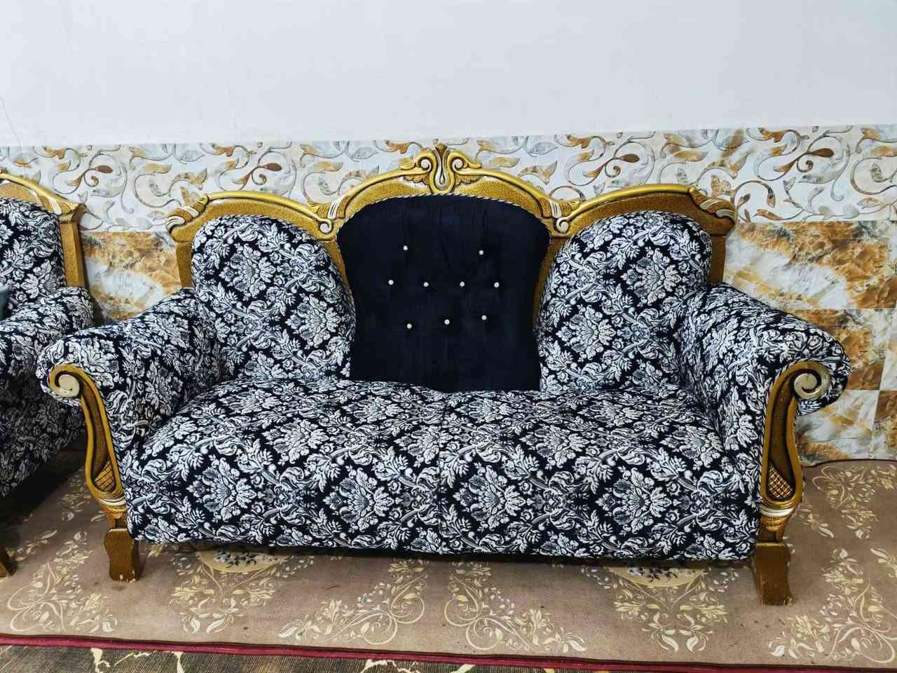 تخم 10 مقاعد بلوك اسود تزكام درجه اوله نضيف جدن اي ضرر مابي اسعر 275 لعنوان كربلاء بدايت امن اداخلي يوجد توصيل ***********
