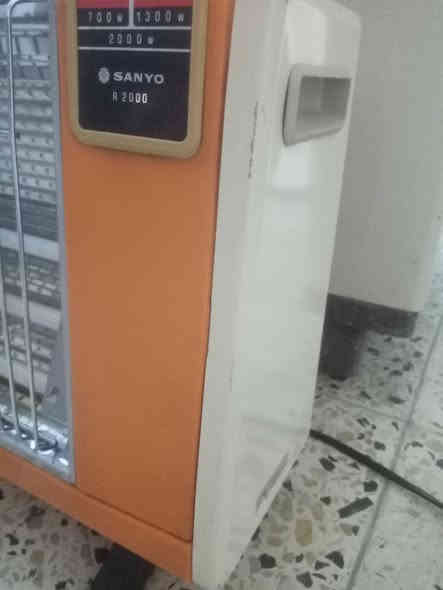 هيتر سانيو نظيف جدآ اخو الجديد
مع شيشه وهيتر لوك بلباكيت قطعه احتياط
التواصل
***********
