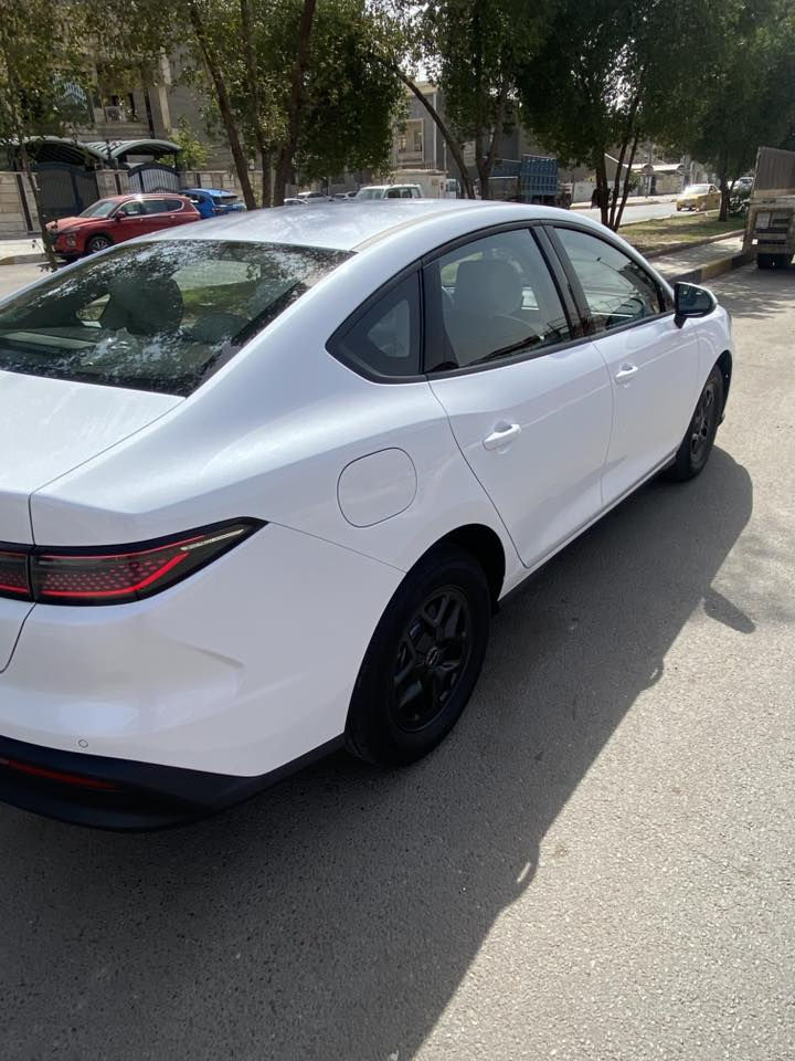 البيع مكفوله السعر 1800كفل رقم بغداد هاذه رقمي ***********واتساب
