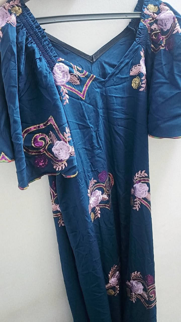 دشداشات خياط اخر ٣ قطع  حريم السلطان قماشهن فري سايز سعر القطعه ١٢ مكان الاعضميه 
واكو توصيل


**إذا كنت صاحب هذا الإعلان وتريد حذفه لأي سبب، رجاءا أرسل رسالة إلى الدعم الفني**