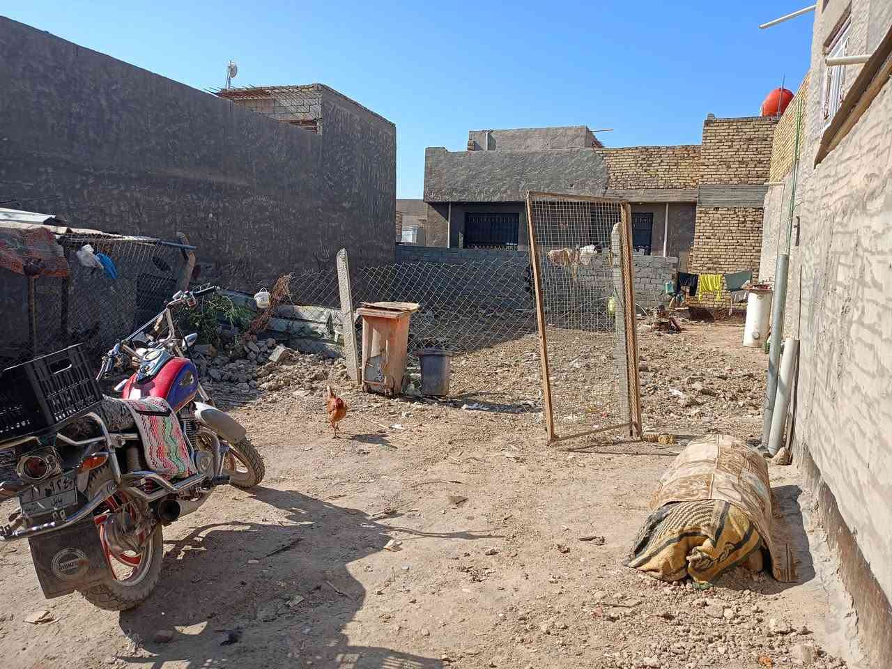 قطعه للبيع  حي الجزائر مقابيل مستشفي مرجان بعد سجه مساحه 200متر وجهيه 10نزل 20 طابو زراعي سند 25 ***********بي واتساب
