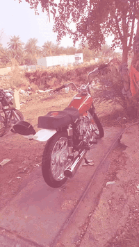 سلام عليكم دراجة للبيع مديل 26 كلهة هية ول شاصي صالي ١٥ يوم من عمرتهة اوراق سكنر ٦ وية المكاتبة ٧ نوع المكينة نامة تيربو سعر 850 وبيهة مجال بسيط دراجة مابيهة اي نقص كاملة شغل وطلع دراجة بعدهة عل سحك اول تبديلة دهن الهة مكاني بغداد غزالية شارع ضغط مامتواجد عل فيس بس واتساب رقم ***********
