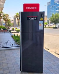 * العلامة التجارية: هيتاشي (Hitachi). � * التصميم: ثلاجة ببابين (فريزر...