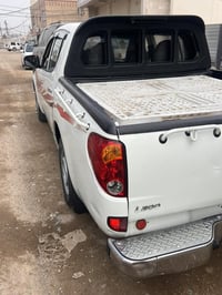 مسيوبيشي L200 موديل 2010للبيع مكاني الكاظميه وسياره بااسمي شخصيا مكفول...