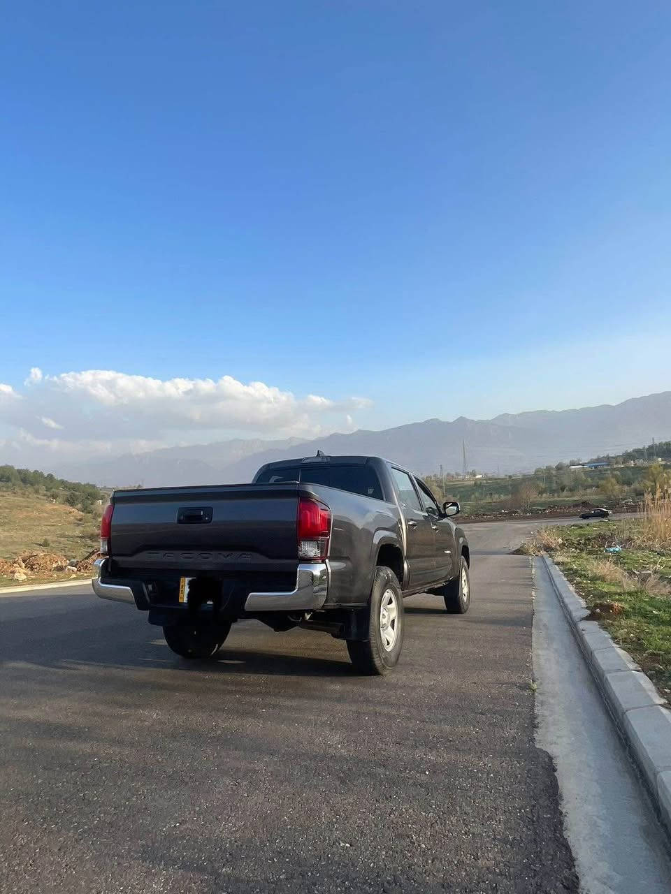 تاكوما ٢٠٢٢ ١ قتعه سبخ بئ داخلي ٣ ته عديل يئت تئدا ئرباك يئت ڤه بوين و ٤پستنه   
0750 709 5775 دهوك, العراق
