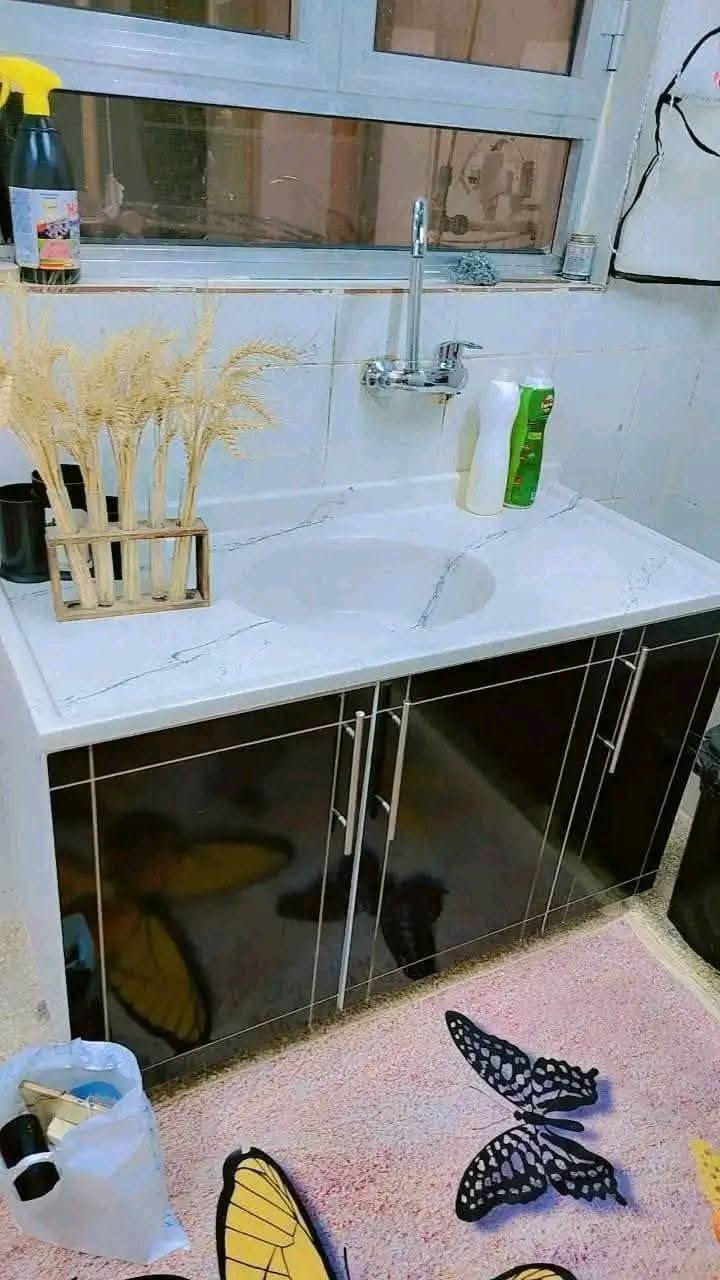 تخفيضات ✨السعر فقط ب(( 250 ))الف 

 تفليش الأسعار سوينالكم 👍

#كاونتر MDF خشب مترين ارضي وملحق مع سنك متر و20 مرمر . السعر 250 الف

اذا تريد السنك متر ونص اضافه 25 عالسعر 
اذا تريد  انضيف مجر واحد اضافه 10 عالسعر
اذا تريد انضيف ثلاث مجرات اضافه 25 عالسعر
اذا تريد اضافة  ملحق فوك السنك اضافه 75 الف
اذا تريد اضافة فاترينا اضافه 90 عالسعر

حطمنه الأسعار بسعر جمله ✋

يوجد توصيل محافظات 
عرض خاص البغداد التوصيل مجانا  

👈أي استفسار مراسلة الصفحة


**إذا كنت صاحب هذا الإعلان وتريد حذفه لأي سبب، رجاءا أرسل رسالة إلى الدعم الفني**