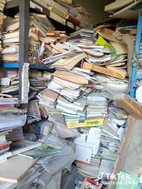 توجد لدينا تصفية مكتبة للبيع وكل ١٠٠كتاب بسعر ٦٠الف دينار مع التوصيل ا...