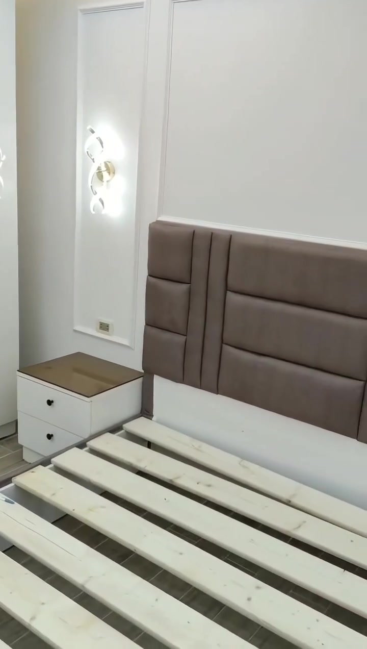 من تسليمات عملائنا المميزين من شاليهات بورتو سعيد شغلنا بيتكلم عن نفسه كل اللي عليك تبعتلنا شكل التصميم واحنا علينا التنفيذ 🤩 إختار فرش شاليهك او شقتك بأجود انواع الاخشاب وبأرقي التصميمات من عبده شهاب للأثاث 
___________________________________
للطلب والاستفسار 👇📞
م: عبده شهاب 01002426753
ويوجد لدينا شحن لجميع المحافظات 
📌 العنوان : دمياط / كفر البطيخ


**إذا كنت صاحب هذا الإعلان وتريد حذفه لأي سبب، رجاءا أرسل رسالة إلى الدعم الفني**
