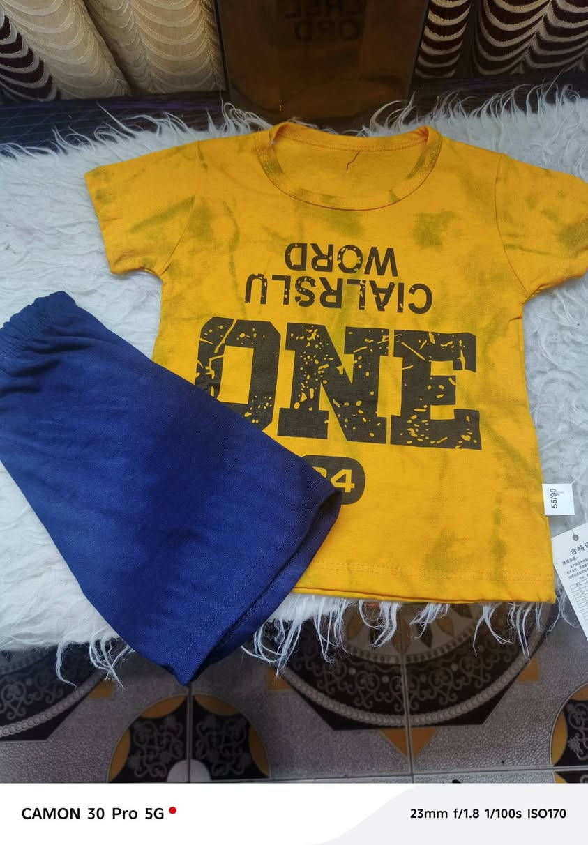 تخفيضات تخفيضات تخفيضات للعيد
تراكات ولادي وبناتي
الخامة قطني شرط
ولادي يلبس من عمر سنه الى عمر ثمانية سنوات

اما البناتي بلبس من عمر ٣سنوات الى عمر عشر سنوات

3 قطع ب10

للحجز مراسلة صفحة 
او  واتساب على الرقم
***********
