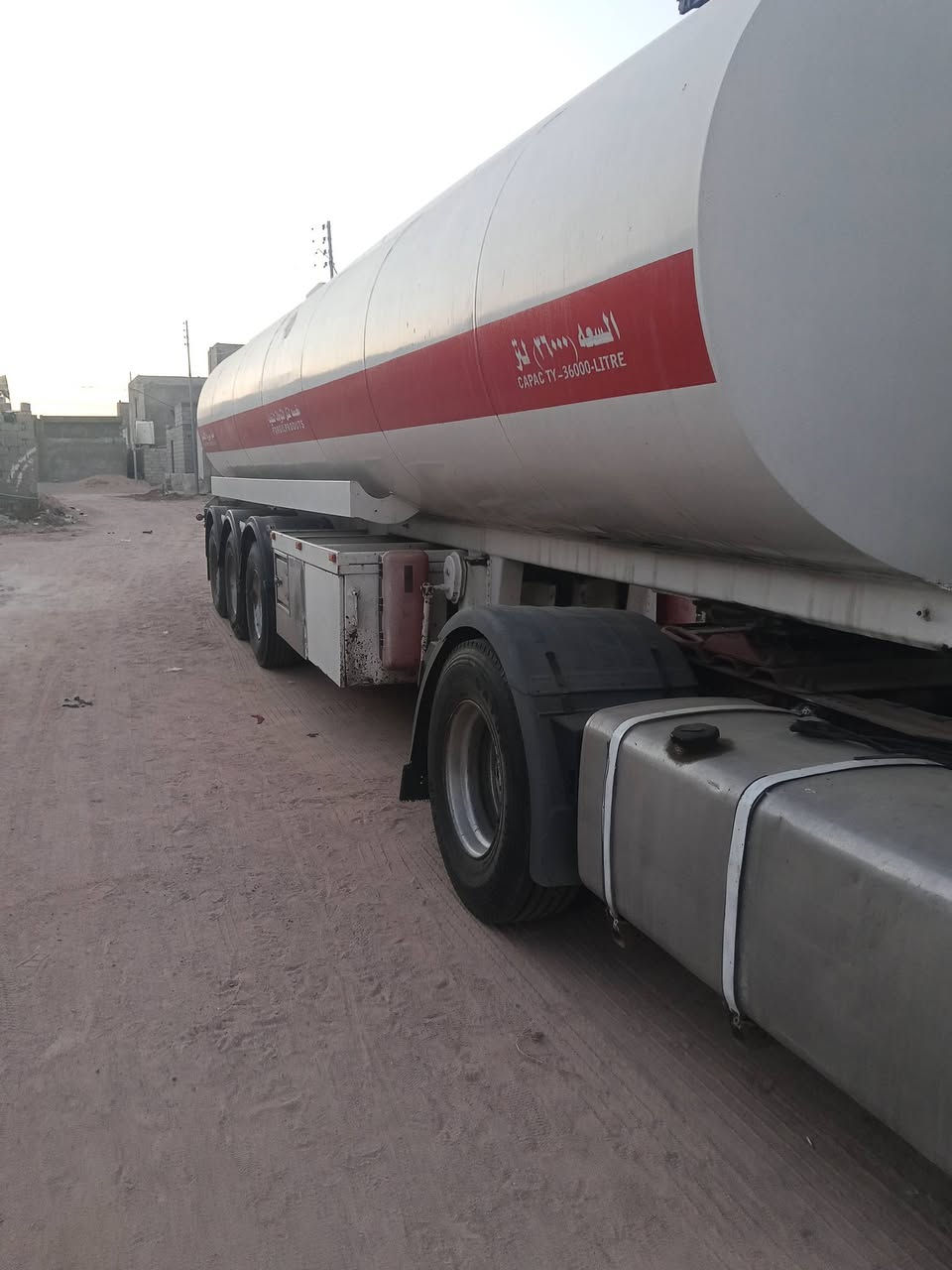 افيكو 2004 كير عادي رقم بصرة باسمي مداور ثاني يوم طوناح GPS تصريح امني السنوية منتهية تخم تاير التانكي جرف مزوج جوبلس السعر 180 *********** رجاءا اذا موشراي اعبر المنشور شراي بخدمتك تجي وتشوف
