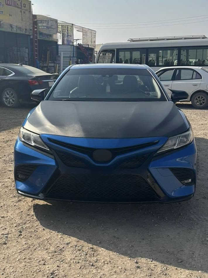السلام عليكم 
كامري موديل 2019 
مواصفات SE
رقم بغداد بأسمي 
صبغ بنيد فقط 
السياره جاهزه الف ما تصرف عليها 
 سياره احلى من صور 
واتساب او اتصال 
***********
